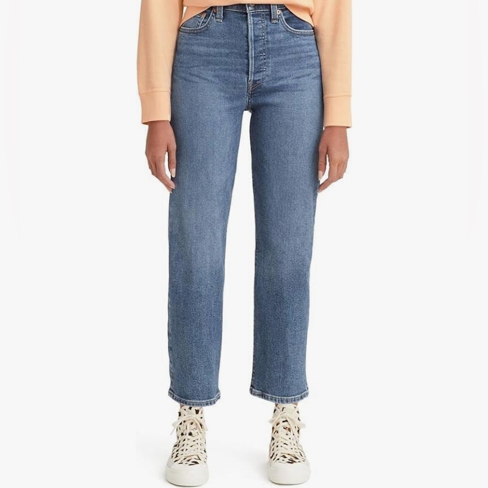 Levi’s women’s ribcage straight ankle jeans in summer wash